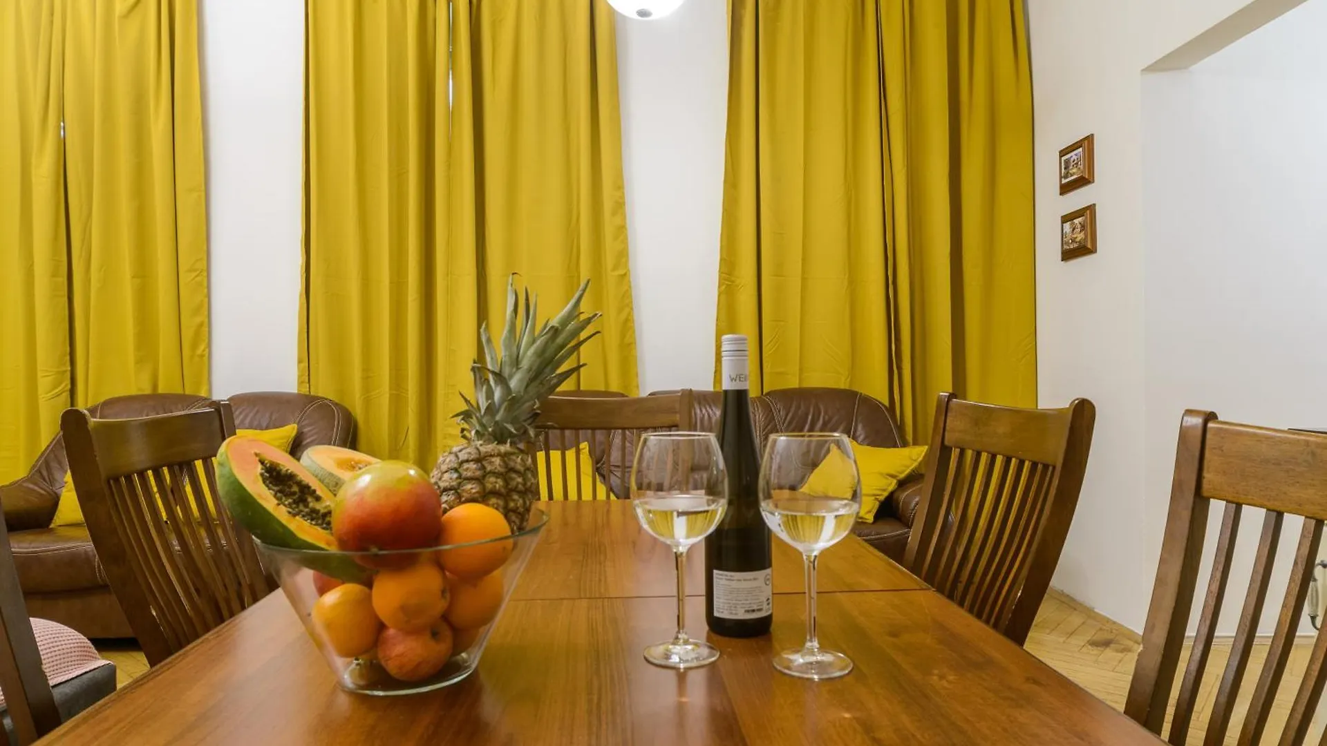 Cozy Apartment Near Stefanikuv Most Prag 0*,  Tjeckien